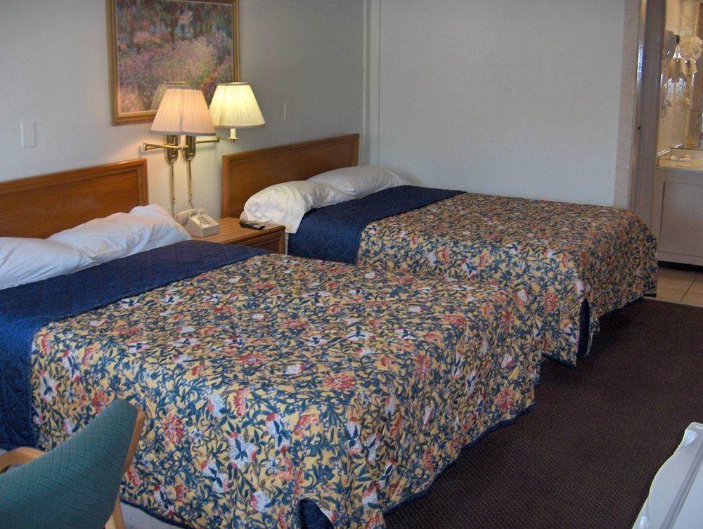 Executive Inn Jacksonville Room photo
